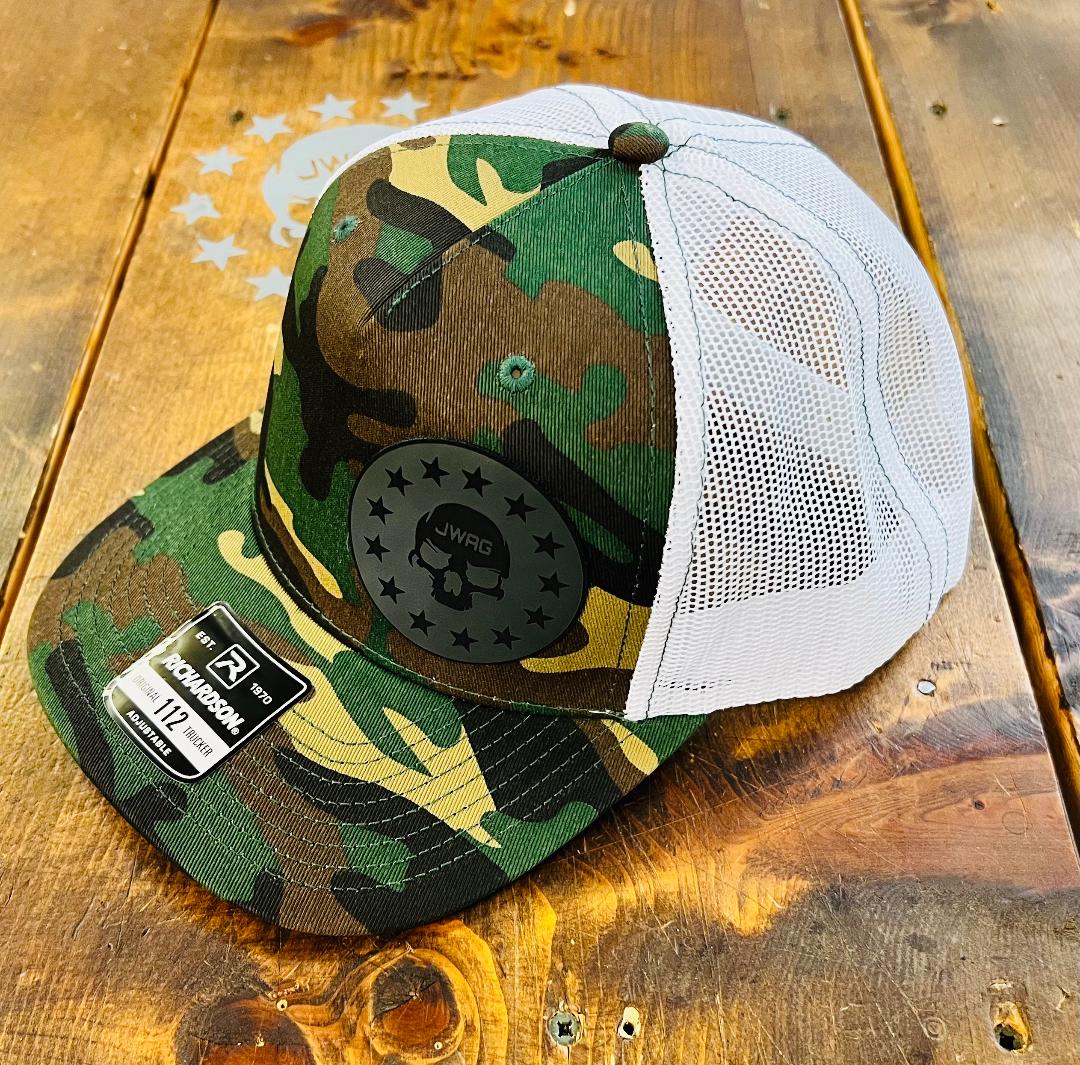 WOODLAND CAMO / WHITE